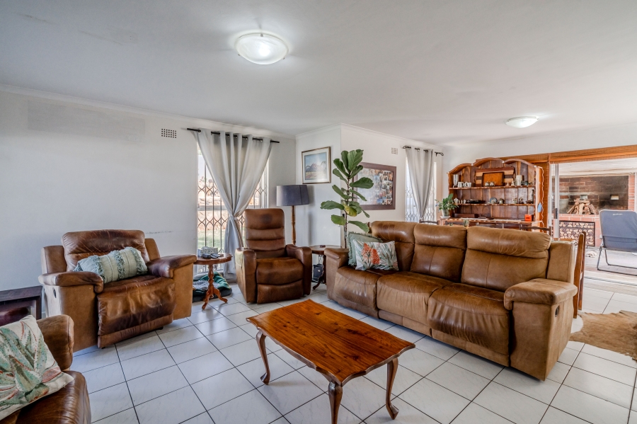 4 Bedroom Property for Sale in Northshore Western Cape